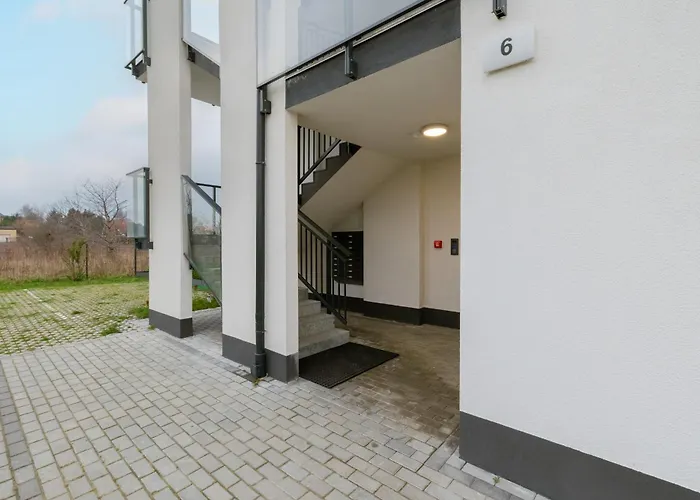 Pelican Реваль